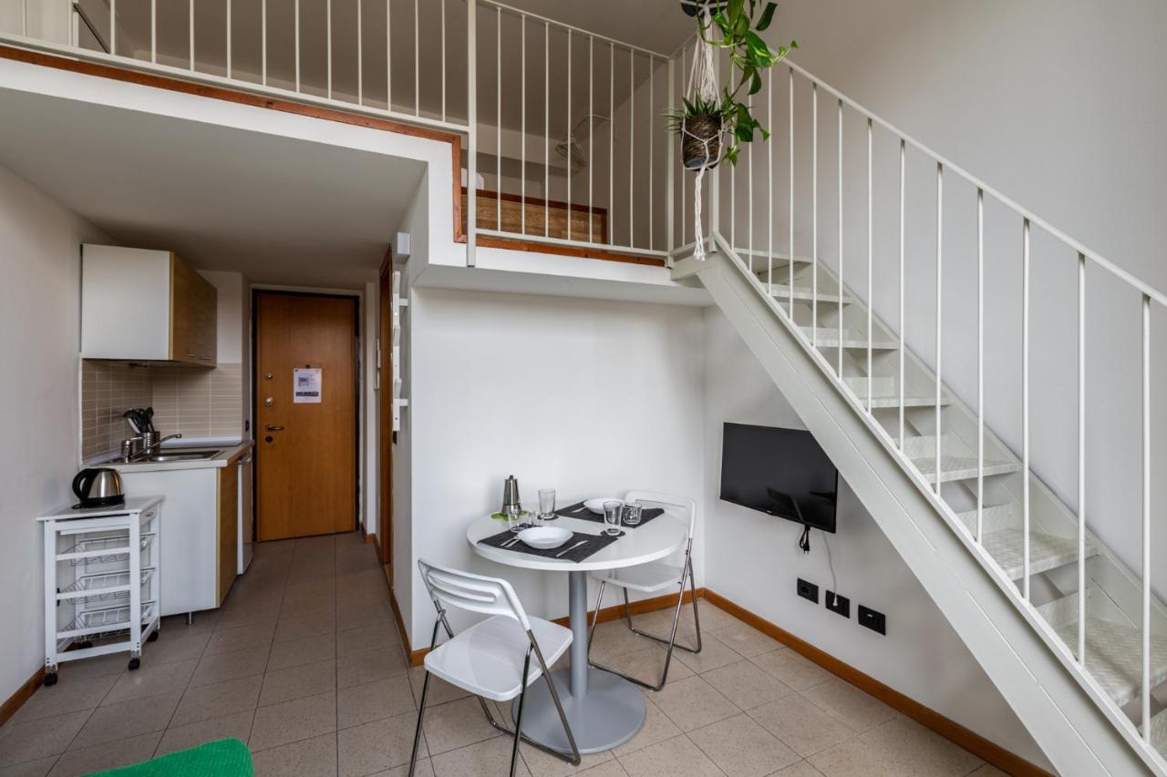 Central Studio Apts Milano-Corso Magenta Apartment ภายนอก รูปภาพ