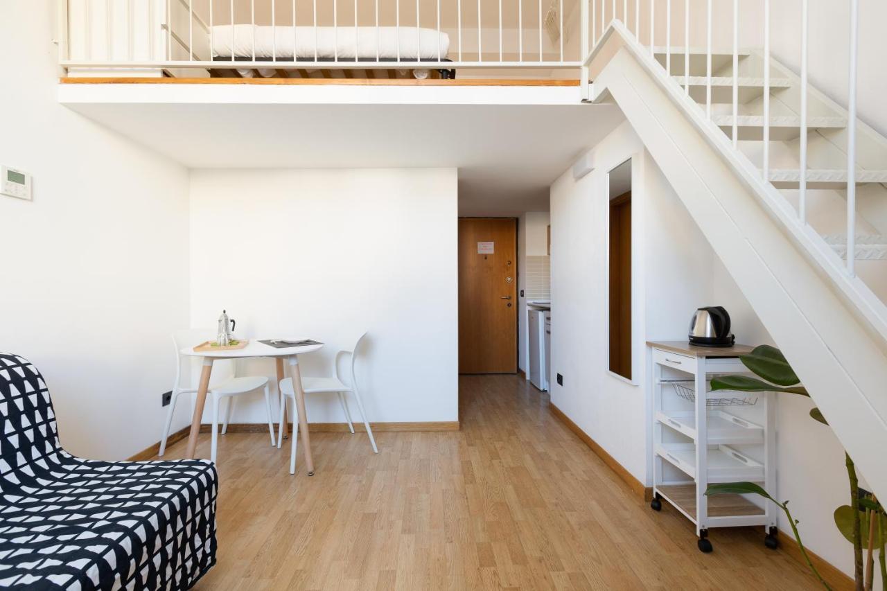 Central Studio Apts Milano-Corso Magenta Apartment ภายนอก รูปภาพ
