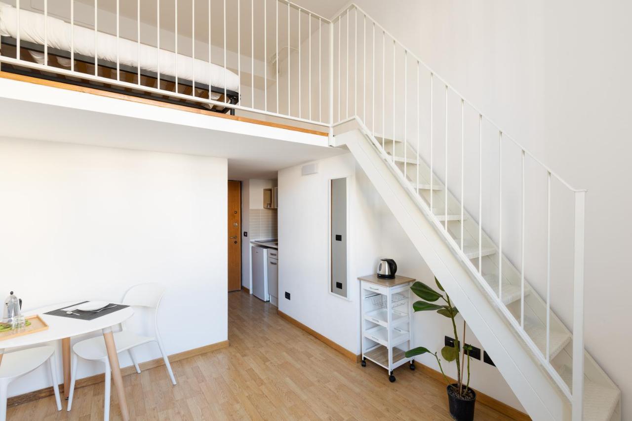 Central Studio Apts Milano-Corso Magenta Apartment ภายนอก รูปภาพ