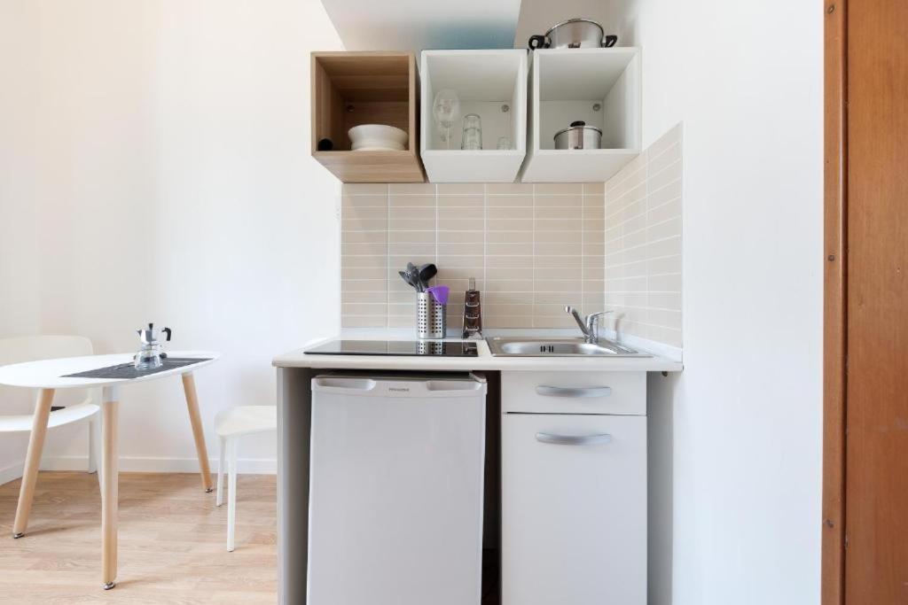 Central Studio Apts Milano-Corso Magenta Apartment ภายนอก รูปภาพ