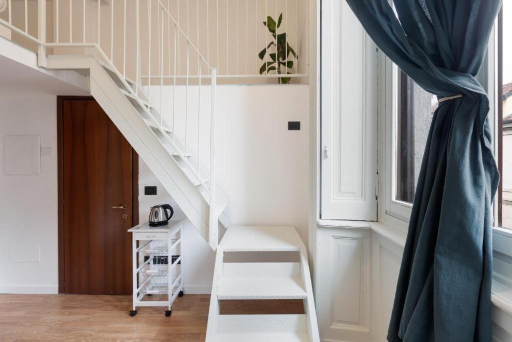 Central Studio Apts Milano-Corso Magenta Apartment ภายนอก รูปภาพ