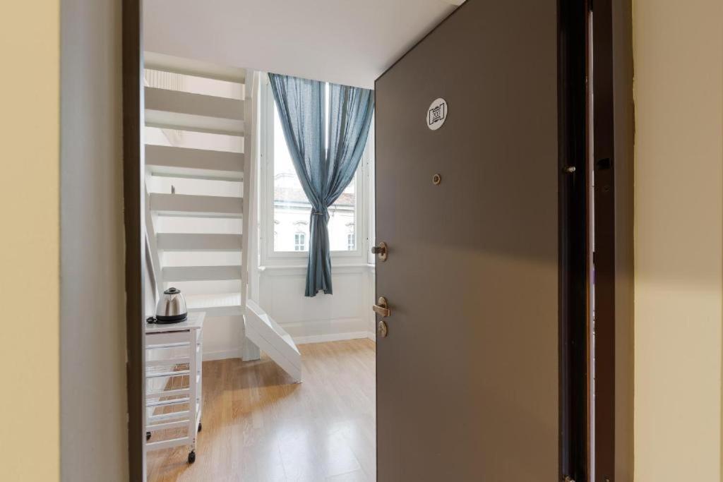 Central Studio Apts Milano-Corso Magenta Apartment ภายนอก รูปภาพ