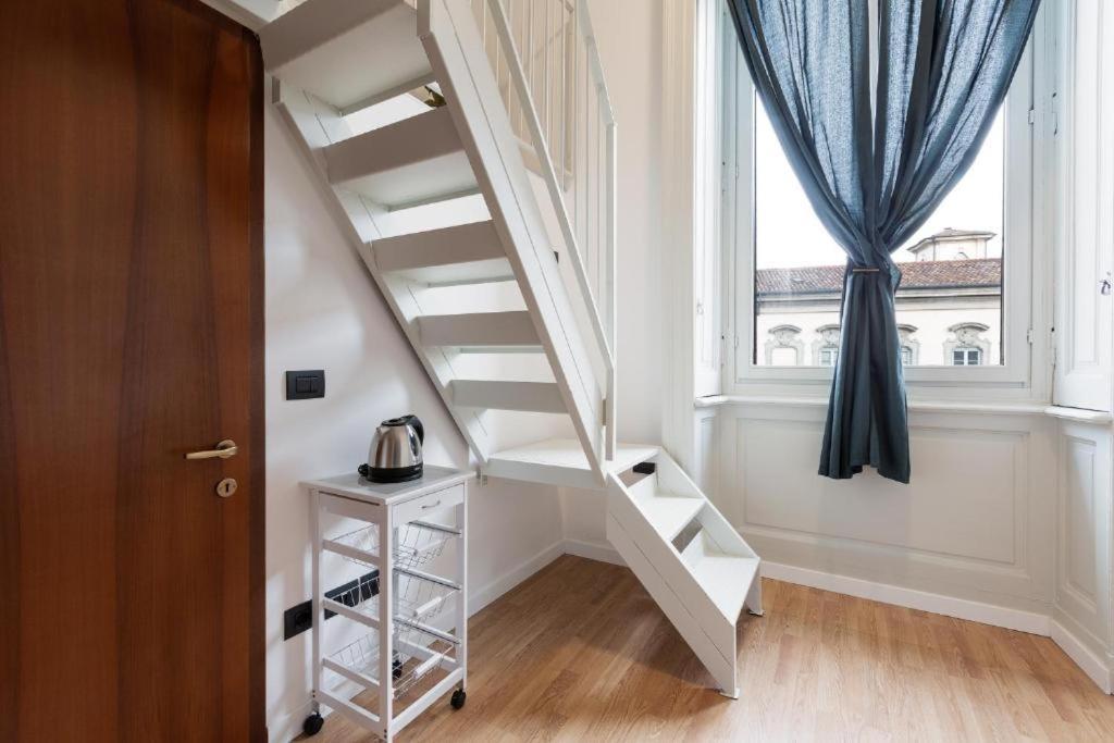 Central Studio Apts Milano-Corso Magenta Apartment ภายนอก รูปภาพ