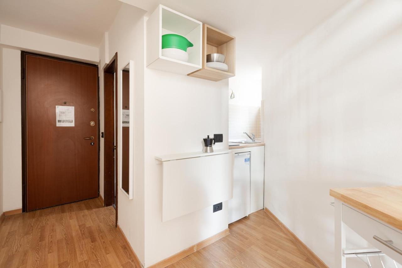 Central Studio Apts Milano-Corso Magenta Apartment ภายนอก รูปภาพ
