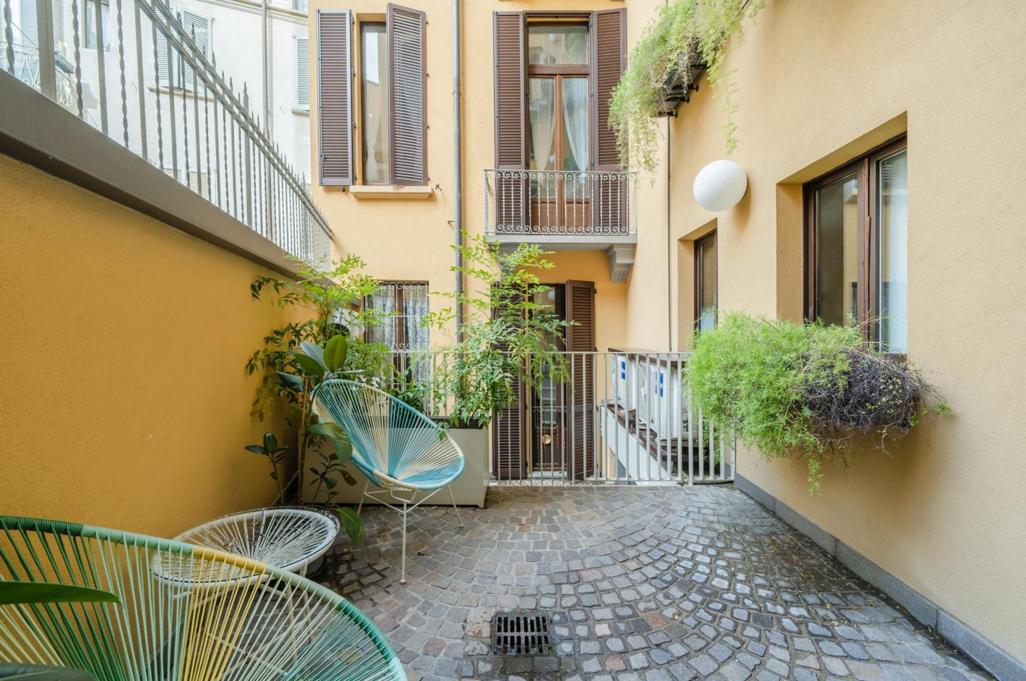 Central Studio Apts Milano-Corso Magenta Apartment ภายนอก รูปภาพ